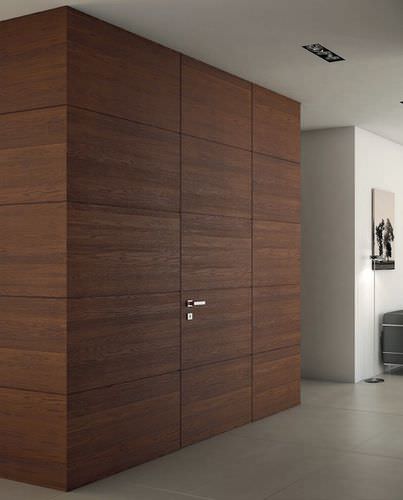 室内门 - FILOMURO A SOFFITTO ROVERE TABACCO - GAROFOLI - 木质 / 平开 / 实心