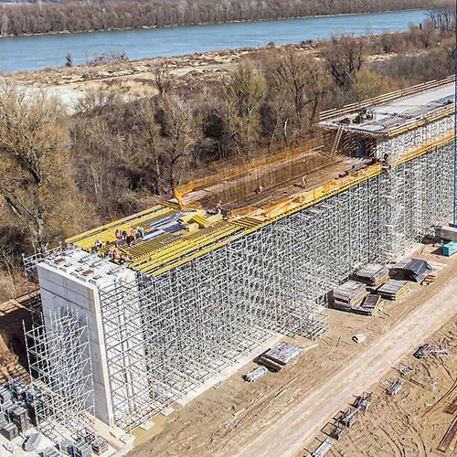 模块化模架 - ČORTANOVCI VIADUCT - PERI S.A.S. - 胶合板材料 / 金属 / 用于防水保护层