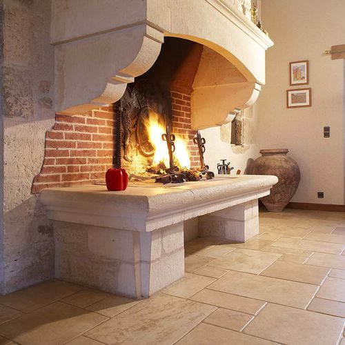 传统风格壁炉框 - AUBEROCHE QUERCY - OCCITANIE PIERRES - 石材 / 白色