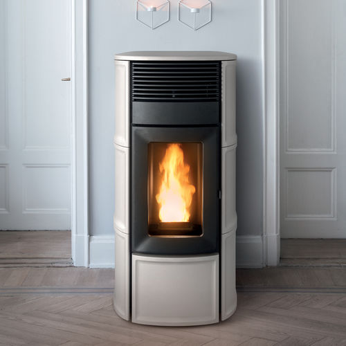 颗粒采暖炉 - SUITE - MCZ - 10 kW...20 kW / 20 kW...50 kW / 独立式