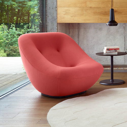 设计扶手椅 - BONNIE - Ligne Roset - 皮质 / 聚氨酯发泡 / 布料