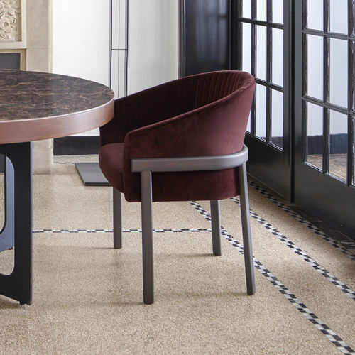 现代风格椅子 - VALMY - Ligne Roset - 室内 / 皮质 / 布料