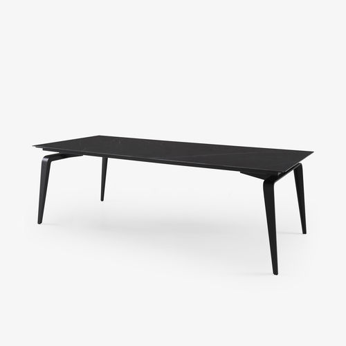 现代风格餐桌 - ODESSA - Ligne Roset - 胡桃木 / 栎木 / 大理石
