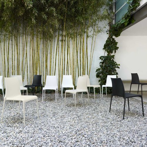 现代风格椅子 - PETRA - Ligne Roset - 室内 / 户外 / 聚氨酯