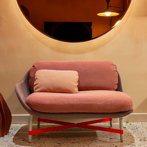 现代风格沙发 - OTTOMAN - MOROSO - 布料 / 带扶手 / 椅垫可拆除