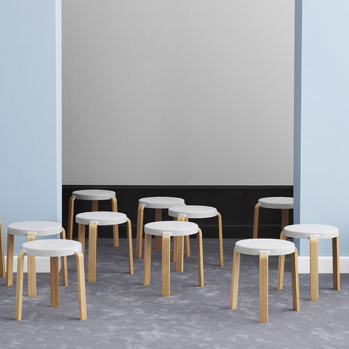 现代风格凳子 - TAP - Normann Copenhagen - 栎木 / 胡桃木 / 布艺