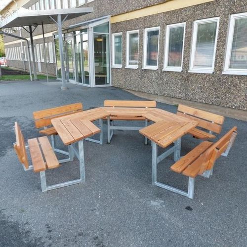 现代风格桌凳组合套装 - SCHOOL    - Lars Laj - 木质 / 电镀钢 / 花园