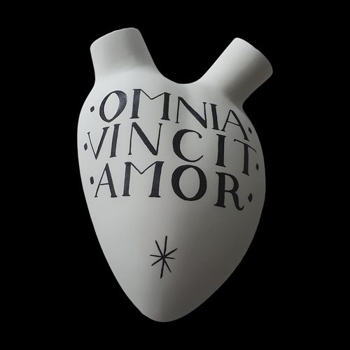 现代风格花瓶 - OMNIA VINCIT AMOR - ELICA STUDIO - 瓷质 / 手工 / 墙壁