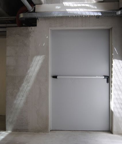 平开工业门 - Reversible - Endoors - 电镀钢 / 镀锌钢板 / 安全