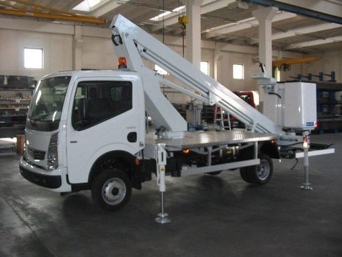 卡车安装式伸缩臂式升降机 - SC 20 - Safi Group srl - 用于危险区域 / 用于结构