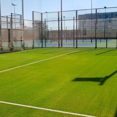 公用式综合运动场 - PADEL - Metalu Plast