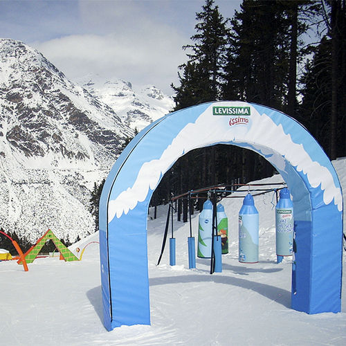 PVC膜充气结构 - SNOWPAR ARCO  - Gea Fun Experience - 大型活动 / 游乐场