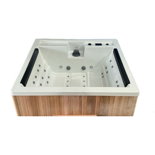 暗装水疗浴缸 - Premium Exclusive WiFi - Urban Cedar Hot Tubs and Saunas - 地上 / 正方形 / 4人座