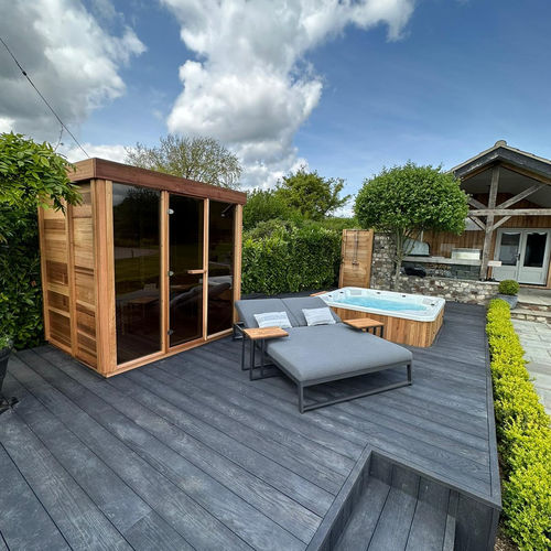 家用桑拿房 - 7FTx6FT - Urban Cedar Hot Tubs and Saunas - 玻璃 / 红雪松 / 用于室外