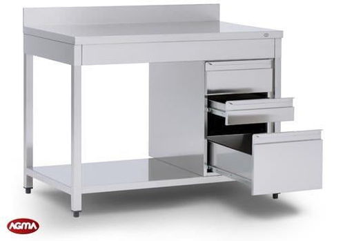 不锈钢料理台 - AGMA ARREDO INOX PROFESSIONALE SRL A SOCIO UNICO - 专业