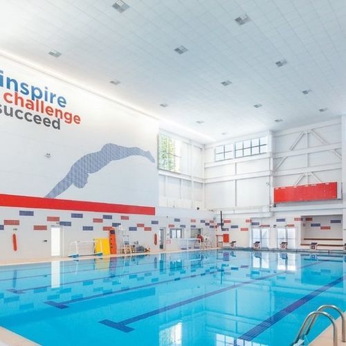 矿物纤维吊顶 - HYGENA Aquatec - Knauf Ceiling Solutions - 方砖 / 用于无菌室 / 室内