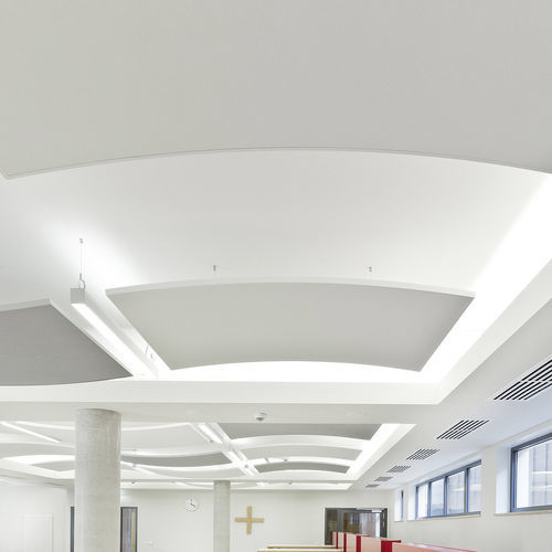 矿物纤维吊顶 - Sonic Line Arc - Knauf Ceiling Solutions - 板式 / 用于会议大厅 / 室内
