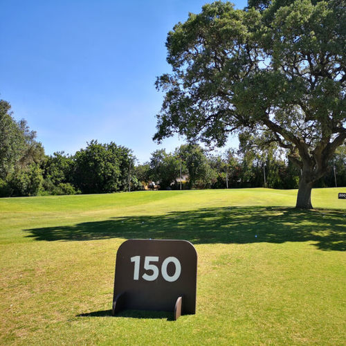 落地式指示牌 - DRIVING RANGE - Floema - 再生塑料 / 过度循环 / 高尔夫球场