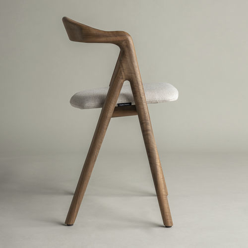 现代风格椅子 - Garibaldi Comfort - Pommier Furniture - 室内 / 布料 / 橡木桌脚