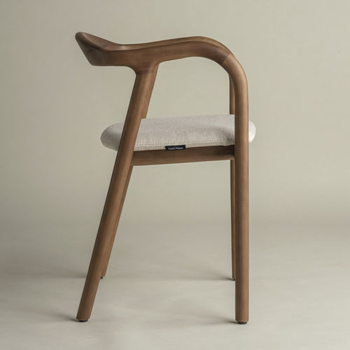 现代风格椅子 - Mosso  - Pommier Furniture - 室内 / 布料 / 橡木桌脚