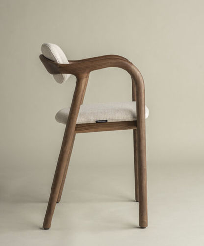 现代风格椅子 - Mosso Comfort - Pommier Furniture - 室内 / 布料 / 橡木桌脚