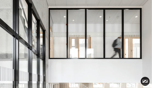 边对边隔断 - ClassicTeq - ERIBEL FRANCE - 固定式 / 玻璃板 / 铝制
