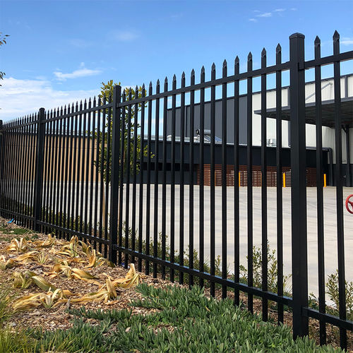 带栏杆围栏 - FDCI107001 - Fence Depot - 工业 / 专业用途 / 电镀钢