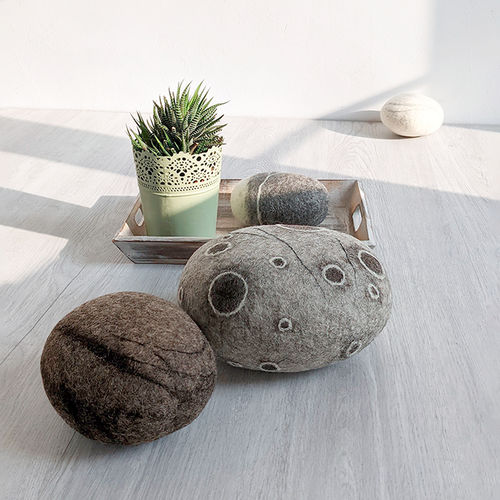 现代风格坐墩 - TODDLERS - Katsu Stones - 羊毛 / 圆形 / 手工