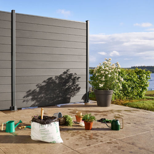 百叶窗式围栏 - 152300 - GARDENODE - 住宅 / 专业用途 / 复合材料