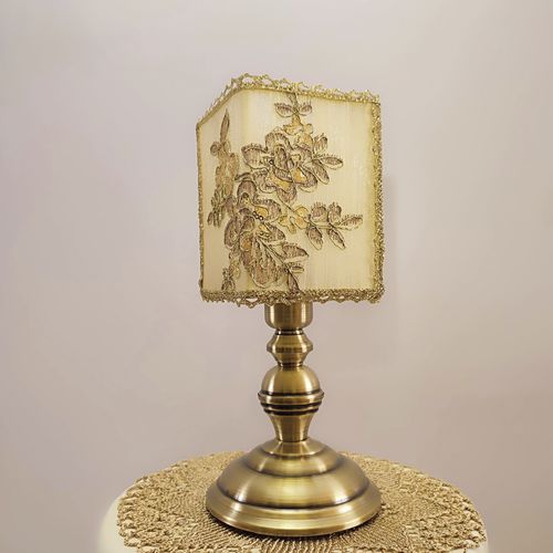 台灯 - Male 04 - DelightLamps - 黄铜 / 布料 / 艺术装饰风格