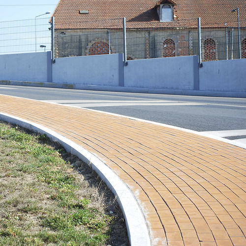 黏土路面砖 - Cerâmico Pau Rosa - Vale de Gândara - 户外 / 人行道 / 用于公共空间