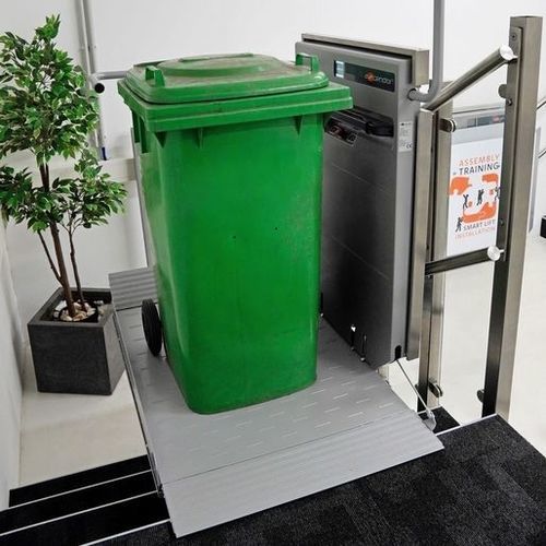 仓库楼梯升降平台 - Ascendor GmbH - 用于建筑物 / 专业 / 家用