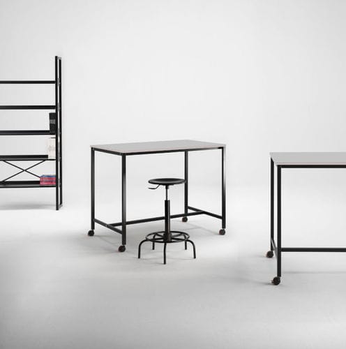 带滑轮办公桌 - QS-LINE - Emme Italia srl - 现代风格 / 木质 / 直线型