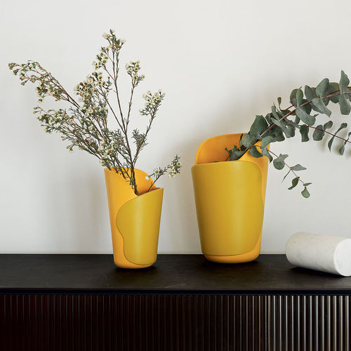 现代风格花瓶 - roche - calligaris - 陶瓷 / 蓝色 / 黄色