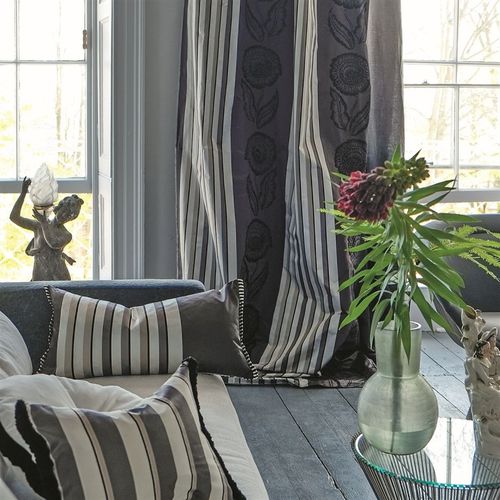 室内装饰面料 - ASTRAKHAN - DESIGNERS GUILD - 用于窗帘 / 条纹 / 花朵图案