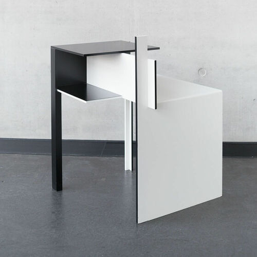 现代风格边桌 - DE STIJL - CLASSICON - 涂漆中密度纤维板 / 中密度纤维板MDF桌脚 / 正方形