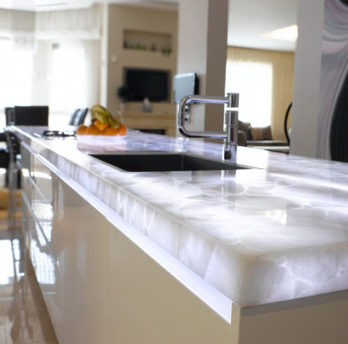 半宝石厨房台面 - GEMSTONE WHITE QUARTZ - ARTISTIC TILE - 商用 / 厨房 / 抛光