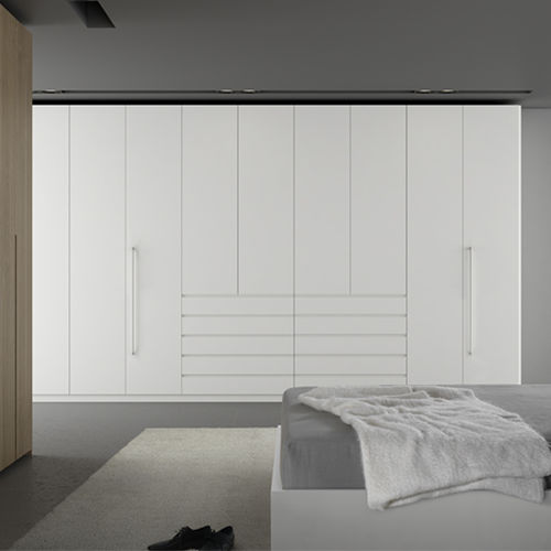 现代风格衣柜 - CUSAN BLANCO  - MUEBLES DOCA - 漆木 / 平开门式 / 酒店