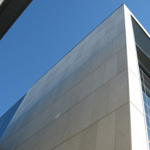 立面板 - STONELITE® : BETHEL WHITE - Stone panels - 花岗岩 / 耐用 / 光滑