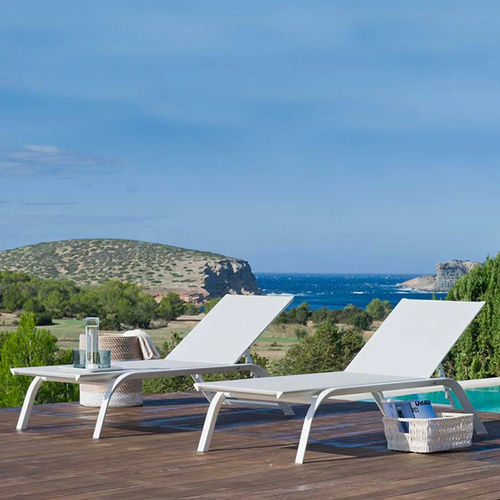 现代风格日光浴躺椅 - Panarea - Unopiù - 布料 / 铝制 / 花园