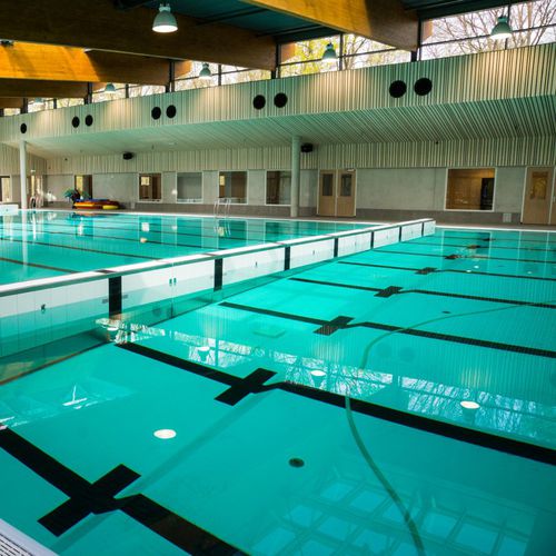 旋转泳池移动墙 - VARIOPOOL B.V.