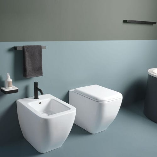 靠墙马桶 - SHUI COMFORT - TALCO - Ceramica Cielo - 陶瓷 / 椭圆 / 现代