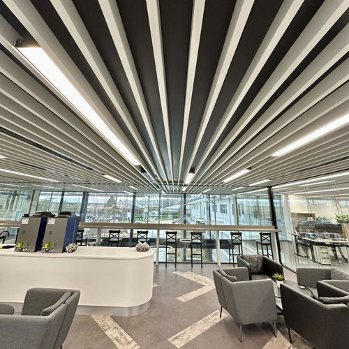 金属声障板 - Luxalon® Tavola™ Closed - Hunter Douglas Architectural - 天花板 / 长方形 / 装饰