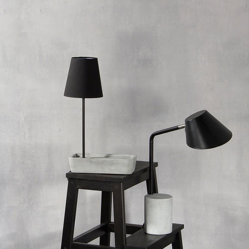 台灯 - BASE - Frandsen Lighting - 布料 / 混凝土 / 现代风格
