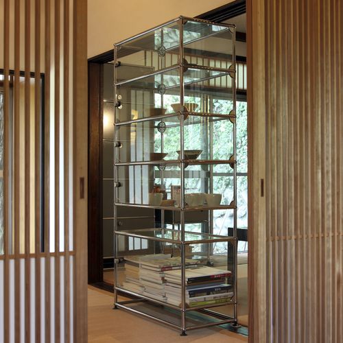 现代风格玻璃柜 - USM Haller - USM Modular Furniture - 玻璃 / 金属