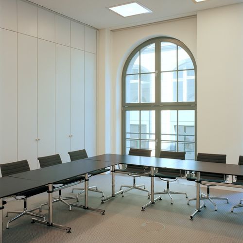 现代风格会议桌 - USM Kitos - USM Modular Furniture - MDF / 层压材料 / 金属