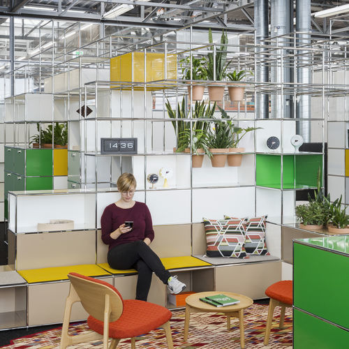 组合式前台接待桌 - World of Plants for USM Haller - USM Modular Furniture - 金属