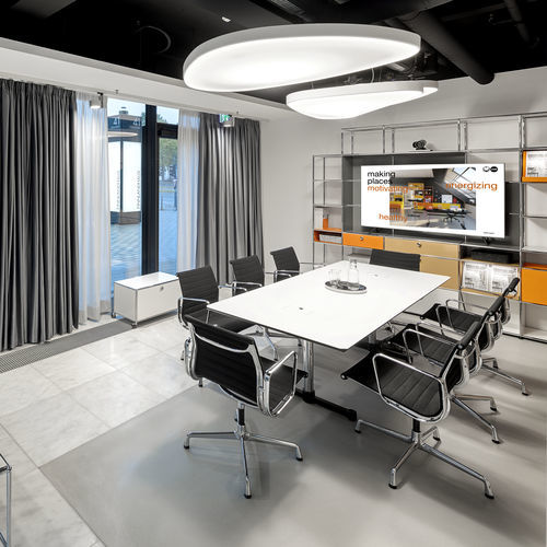 现代风格会议室桌 - USM Kitos - USM Modular Furniture - 层压材料 / 金属桌脚 / 长方形