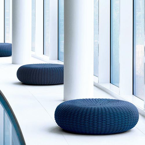 现代风格坐墩 - SHELL - PAOLA LENTI - 聚氨酯 / 圆形 / 花园