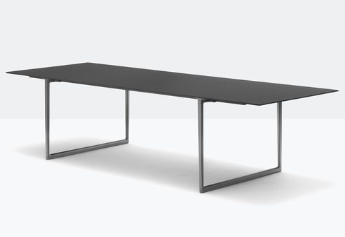 现代风格桌 - toa table - PEDRALI - 木质 / 铸铝桌脚 / 长方形